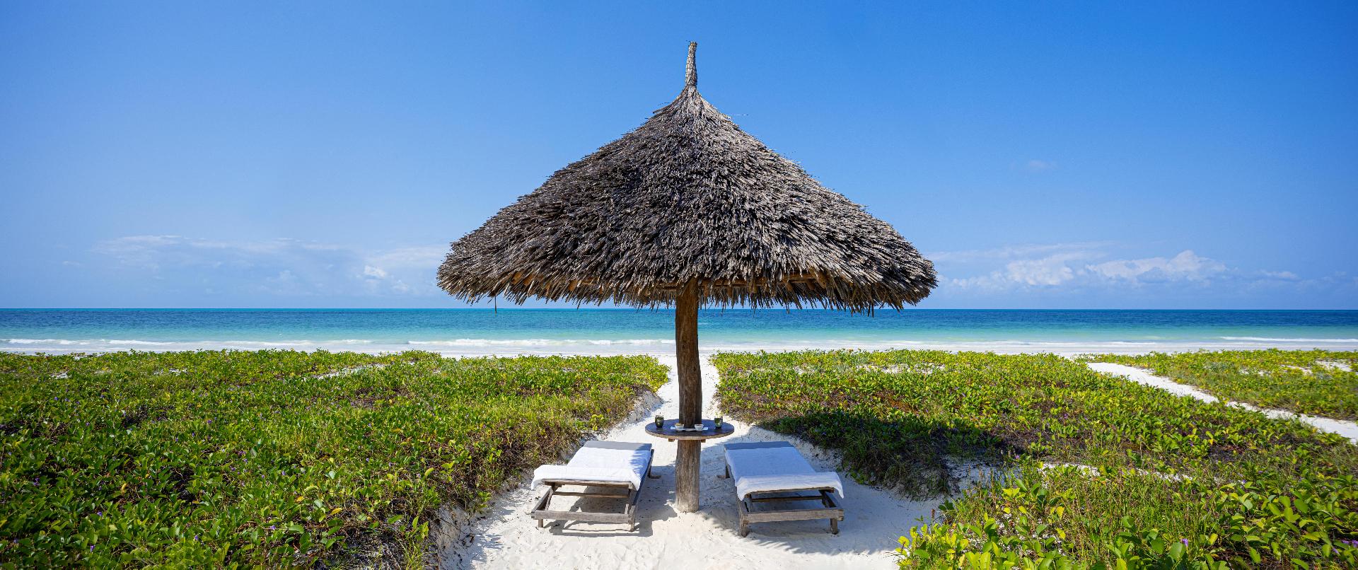 Experiences & Activities | Zanzibar White Sand - Kitesurfing